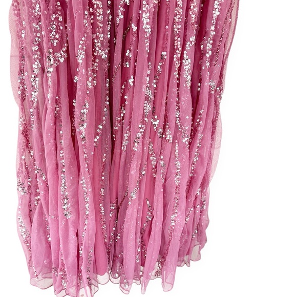 Mac Duggal • Cap Sleeve Boat Neck Gown - Picture 16 of 16